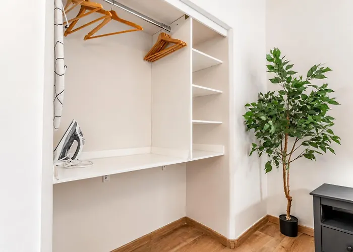 Trendy Near Westbahnhof With Kitchenette & Smart Tv